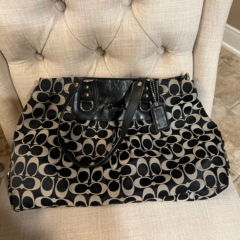 Coach Outline Signature Zip Top Tote Shoulder Bag Handbag